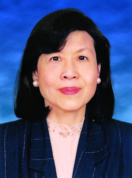 第二任總幹事高曉光女士服務26年後退休，總幹事一職由邱可珍女士繼任。